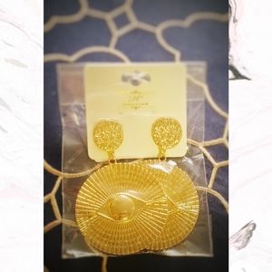 Gold Pineal Gland Earrings 👁